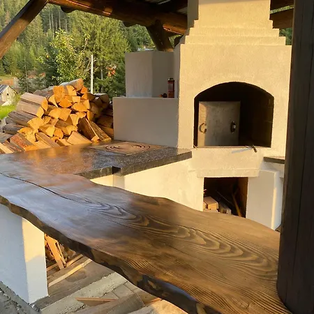 Chalet Zrub House карпати